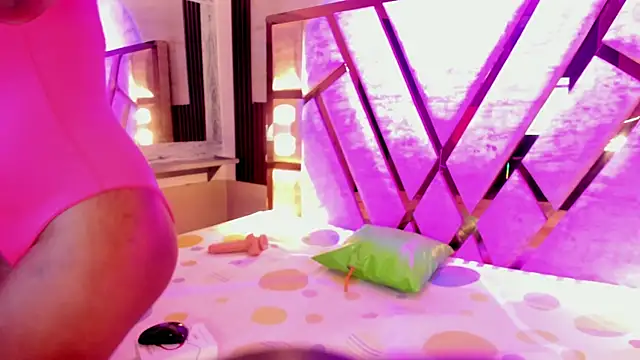 salem rosee online show from 10, 4, 2026