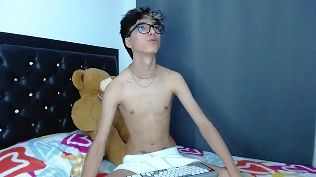 gabriel x18 online show from 15, 4, 2026