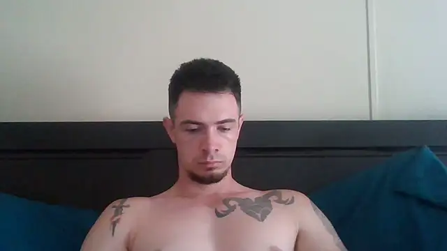 midnightsinz online show from 2, 4, 2026