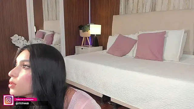 Snapshot of missthailand_ chatting on 21, 4, 2026 missthailand online show from 21, 4, 2026