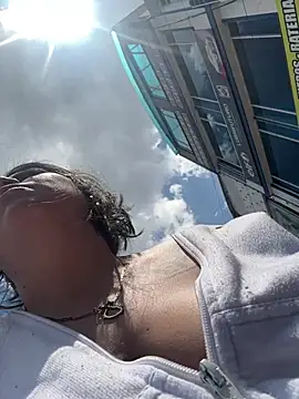 Thalia xx online show from 28, 2, 2026