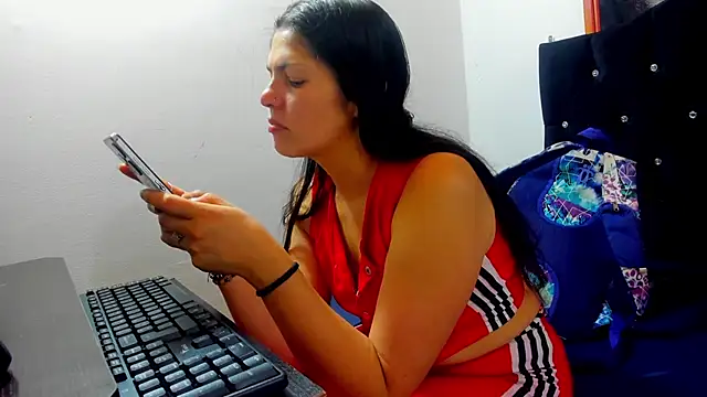 Snapshot of ari_le chatting on 9, 2, 2026 ari le online show from 9, 2, 2026