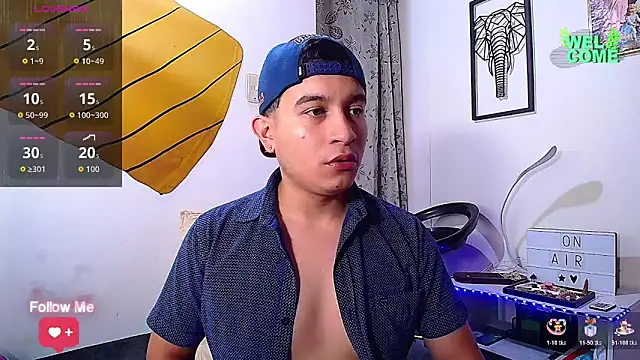 Snapshot of MaxParker21 chatting on 12, 2, 2026 MaxParker21 online show from 12, 2, 2026