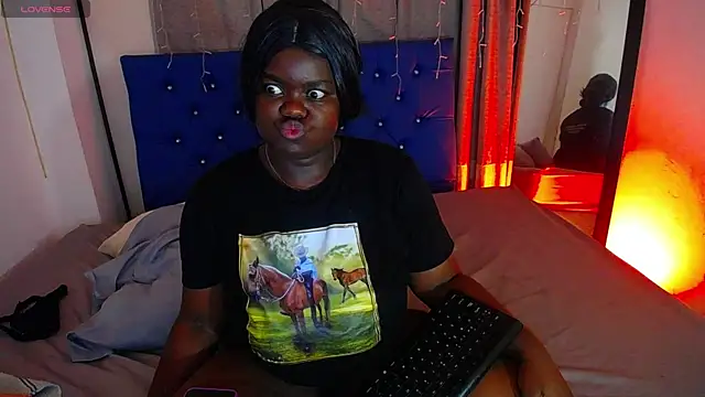 Snapshot of neighbor-ebony chatting on 8, 7, 2026 neighbor-ebony online show from 8, 7, 2026