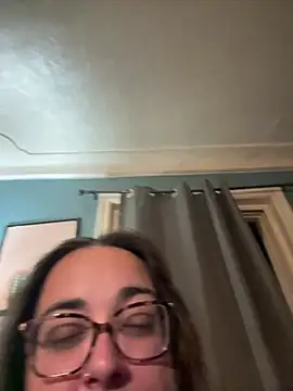 Snapshot of kayleighgirl chatting on 9, 8, 2026 kayleighgirl online show from 9, 8, 2026