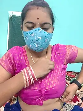 Snapshot of Tamilkannadacouple chatting on 22, 3, 2026 Tamilkannadacouple online show from 22, 3, 2026