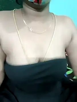 Snapshot of Tamilkannadacouple chatting on 8, 4, 2026 Tamilkannadacouple online show from 8, 4, 2026