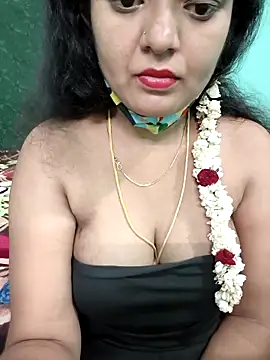 Snapshot of Tamilkannadacouple chatting on 9, 4, 2026 Tamilkannadacouple online show from 9, 4, 2026