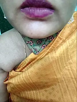 Snapshot of Tamilkannadacouple chatting on 21, 4, 2026 Tamilkannadacouple online show from 21, 4, 2026