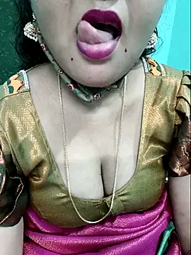 Snapshot of Tamilkannadacouple chatting on 23, 4, 2026 Tamilkannadacouple online show from 23, 4, 2026