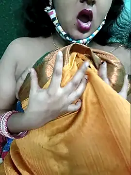 Snapshot of Tamilkannadacouple chatting on 2, 5, 2026 Tamilkannadacouple online show from 2, 5, 2026
