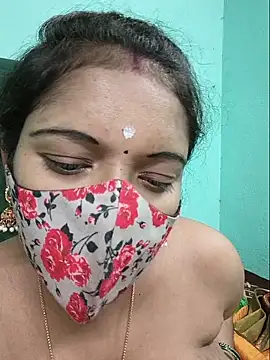 Snapshot of Tamilkannadacouple chatting on 18, 5, 2026 Tamilkannadacouple online show from 18, 5, 2026