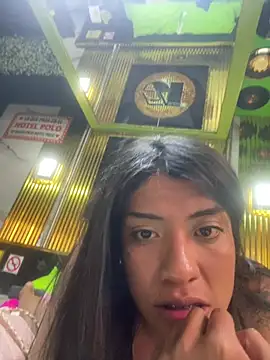 tranycamii online show from 6, 2, 2026