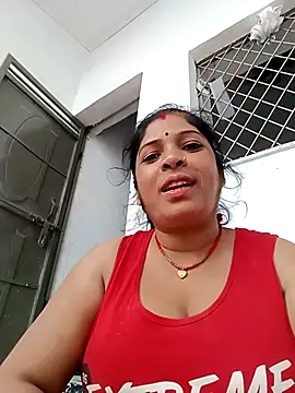Snapshot of Horney_Bhabhi chatting on 5, 5, 2026 Horney Bhabhi online show from 5, 5, 2026