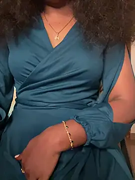 Snapshot of VixenNandhu chatting on 23, 2, 2026 VixenNandhu online show from 23, 2, 2026