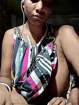 Snapshot of Sweet-runi chatting on 16, 4, 2026 Sweet-runi online show from 16, 4, 2026