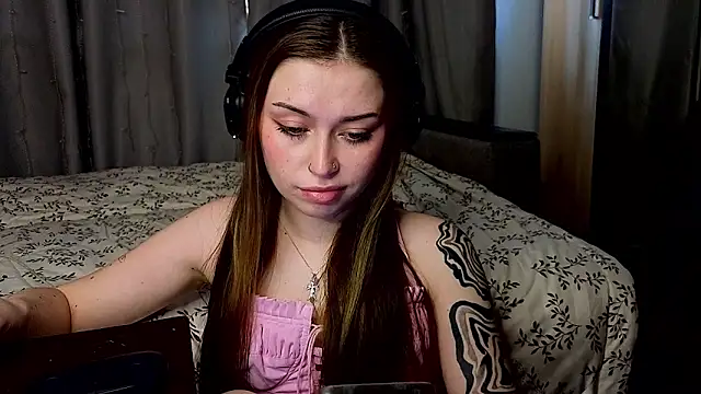 Snapshot of bellarison chatting on 6, 6, 2026 bellarison online show from 6, 6, 2026