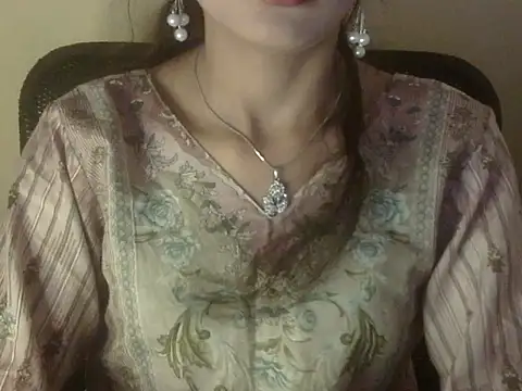 Snapshot of Mehaak_ chatting on 7, 5, 2026 Mehaak online show from 7, 5, 2026