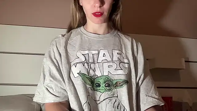 petiteetoile online show from 27, 4, 2026