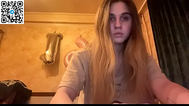 Snapshot of LovelySilk_63 chatting on 8, 5, 2026 LovelySilk 63 online show from 8, 5, 2026