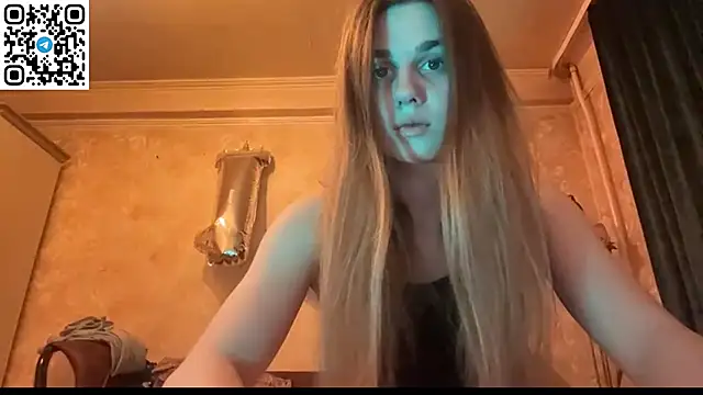 Snapshot of LovelySilk_63 chatting on 16, 5, 2026 LovelySilk 63 online show from 16, 5, 2026