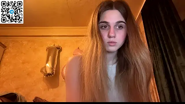 Snapshot of LovelySilk_63 chatting on 20, 5, 2026 LovelySilk 63 online show from 20, 5, 2026