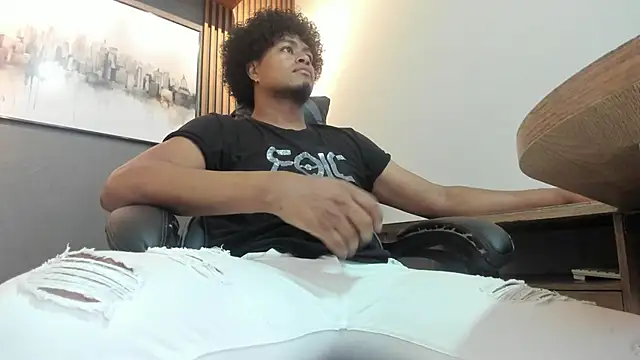 Snapshot of Kai_Moreno chatting on 14, 2, 2026 Kai Moreno online show from 14, 2, 2026