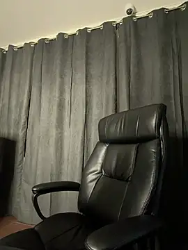 AmalliaJade online show from 27, 2, 2026