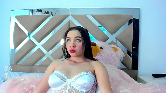 Snapshot of KimSantos chatting on 28, 2, 2026 KimSantos online show from 28, 2, 2026