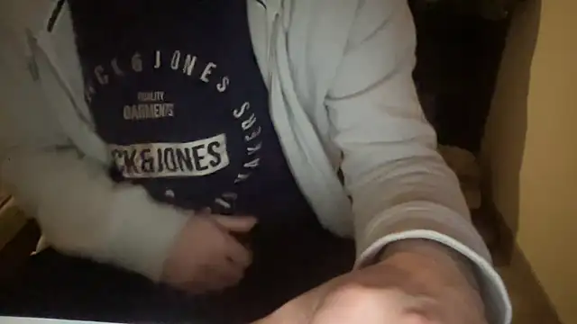 Snapshot of raoulbtnbois chatting on 13, 2, 2026 raoulbtnbois online show from 13, 2, 2026
