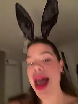 Brigitte01 online show from 6, 4, 2026