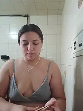 MajoArias online show from 24, 4, 2026