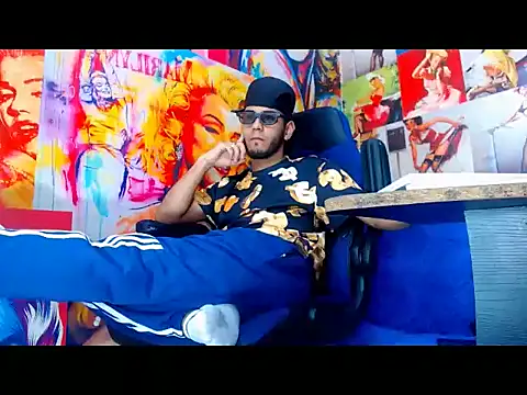 warmNoah online show from 6, 4, 2026