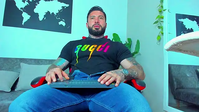 Alessrose online show from 15, 4, 2026