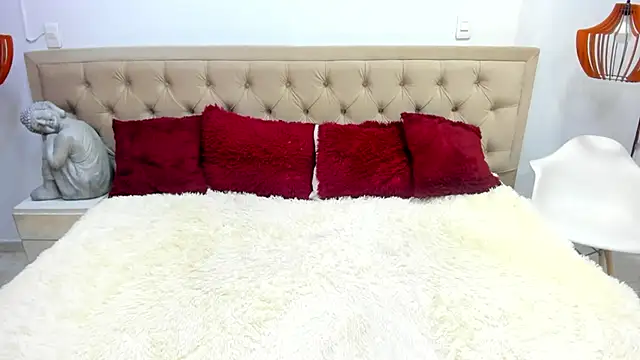 Snapshot of lucyscay_ chatting on 24, 2, 2026 lucyscay online show from 24, 2, 2026