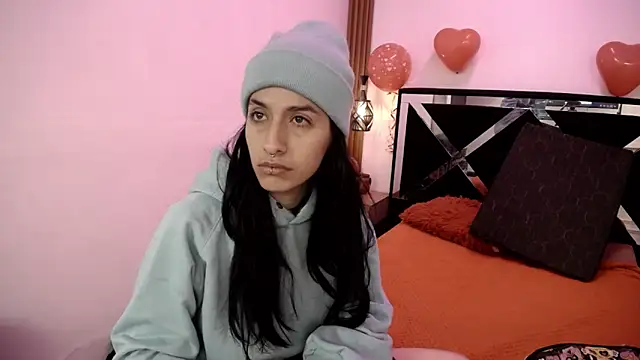 Snapshot of FRANCESCA_LOVE_ chatting on 19, 2, 2026 FRANCESCA LOVE online show from 19, 2, 2026