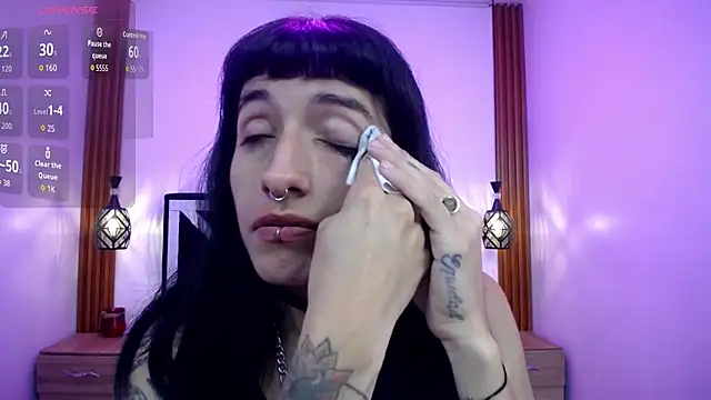 Snapshot of FRANCESCA_LOVE_ chatting on 8, 3, 2026 FRANCESCA LOVE online show from 8, 3, 2026