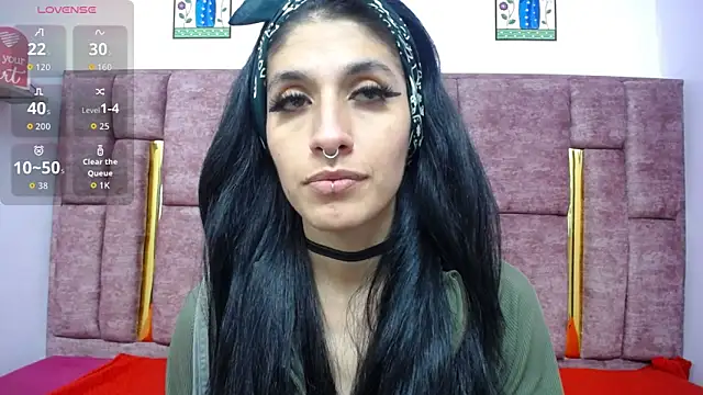 Snapshot of FRANCESCA_LOVE_ chatting on 10, 4, 2026 FRANCESCA LOVE online show from 10, 4, 2026