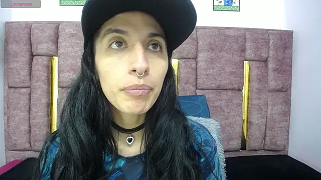 Snapshot of FRANCESCA_LOVE_ chatting on 24, 4, 2026 FRANCESCA LOVE online show from 24, 4, 2026
