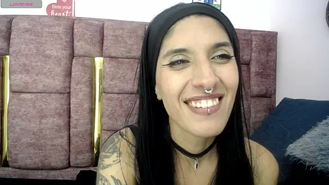 Snapshot of FRANCESCA_LOVE_ chatting on 3, 6, 2026 FRANCESCA LOVE online show from 3, 6, 2026