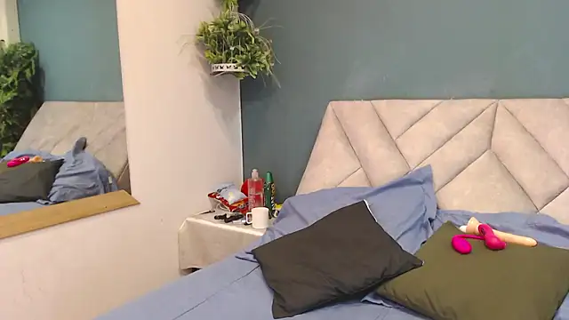 Snapshot of AmelieLux chatting on 2, 3, 2026 AmelieLux online show from 2, 3, 2026