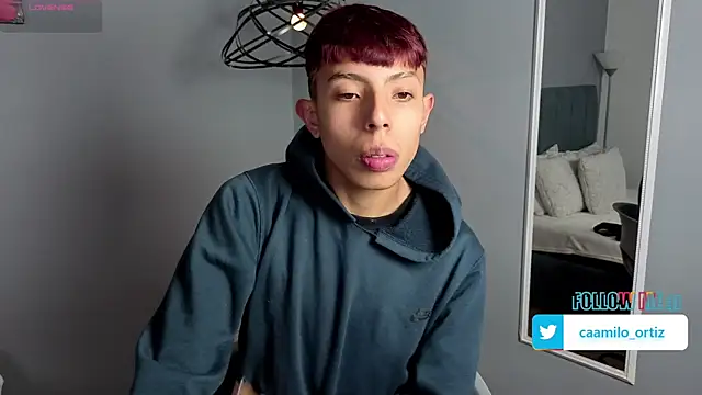 Snapshot of _camilo_ortiz chatting on 17, 4, 2026 camilo ortiz online show from 17, 4, 2026