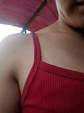 Snapshot of Luminana chatting on 19, 5, 2026 Luminana online show from 19, 5, 2026