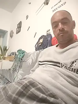 Snapshot of circott chatting on 6, 3, 2026 circott online show from 6, 3, 2026