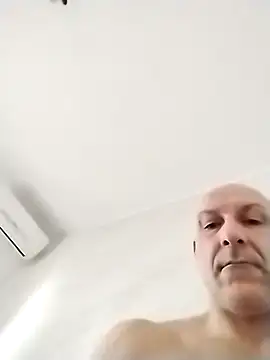 Snapshot of Hardlongbig chatting on 7, 2, 2026 Hardlongbig online show from 7, 2, 2026