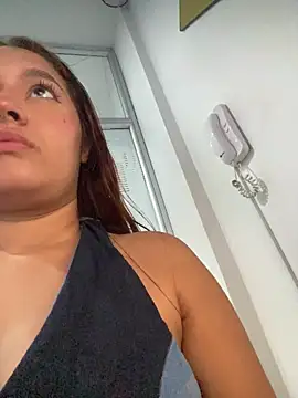 Snapshot of Emily_Harpeer chatting on 2, 3, 2026 Emily Harpeer online show from 2, 3, 2026