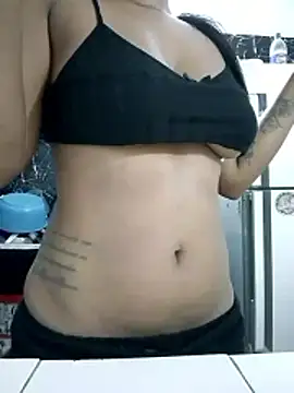 Zoe Renata online show from 18, 4, 2026