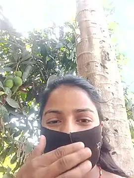 Snapshot of Komal4050 chatting on 21, 5, 2026 Komal4050 online show from 21, 5, 2026