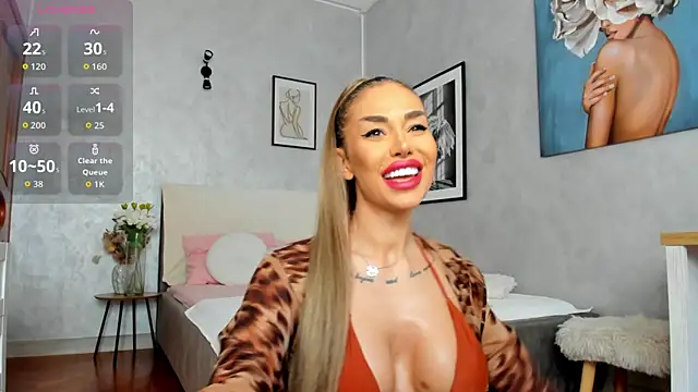Snapshot of ElinaMoon_ chatting on 28, 5, 2026 ElinaMoon online show from 28, 5, 2026