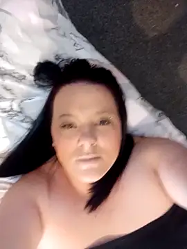 Snapshot of louisa36 chatting on 26, 2, 2026 louisa36 online show from 26, 2, 2026